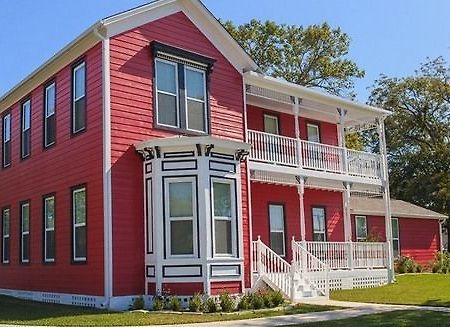 Red Velvet Inn Navasota Eksteriør billede