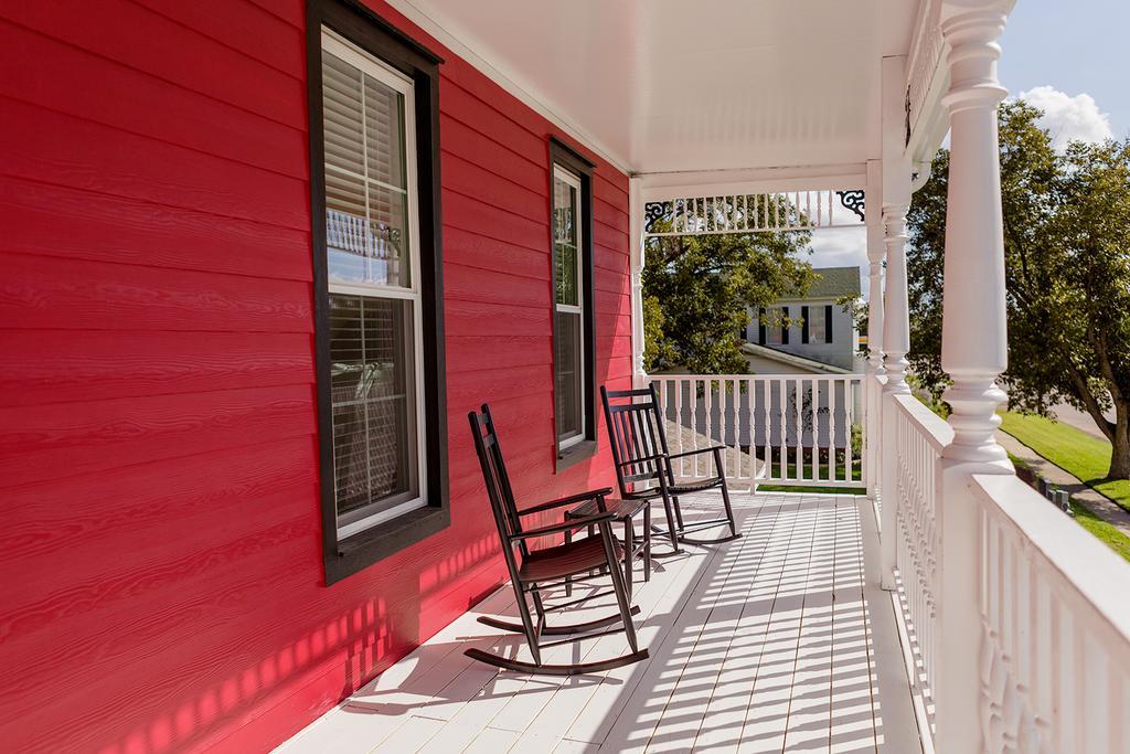 Red Velvet Inn Navasota Eksteriør billede